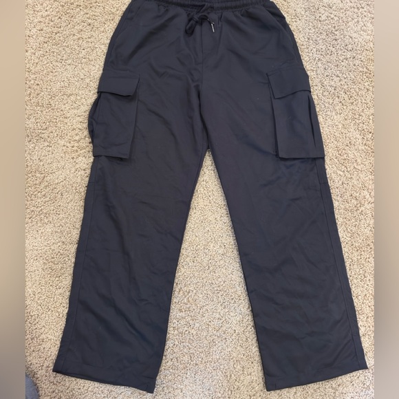 SHEIN Cargo Lightweight Drawstring Pants - Picture 1 of 3